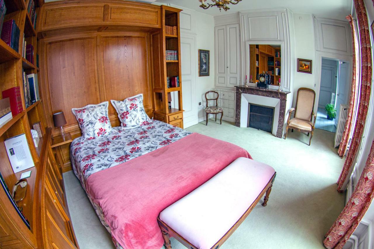Saint-Eusebe Mansion - Hotel Particulier St-Eusebe Auxerre Bagian luar foto